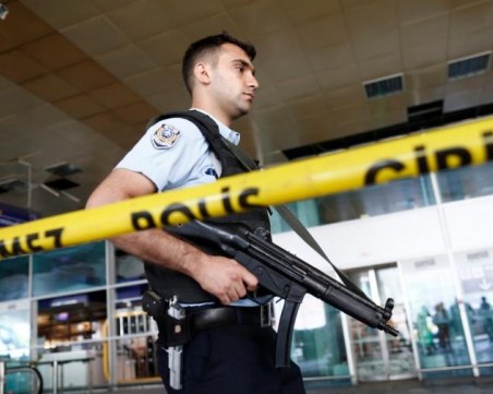 МвНР: Нямаме данни за арест на българин в Истанбул