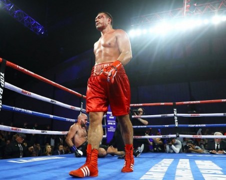 Предлагат на Кобрата да подгрява Джошуа - Руис срещу Поветкин