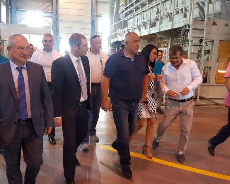 Борисов: Даваме над милиард за учебни сгради, забравят какво беше преди 10 г.