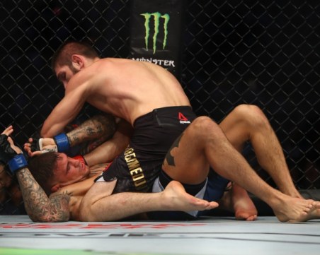 Хабиб прибра рекорден хонорар за победата си срещу Порие