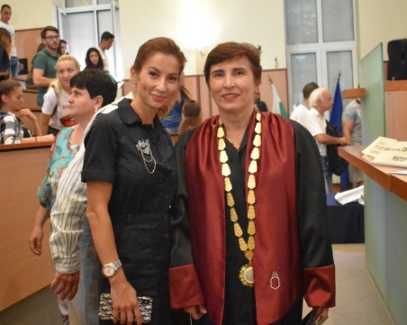 Световна шампионка откри учебната година в ХТМУ