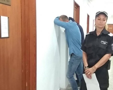 Върнаха в ареста бившия футболист с наркоплантацията