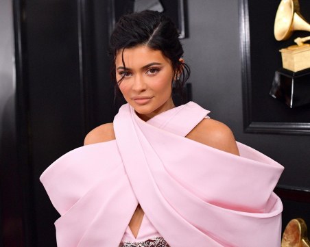 Милиардерката Кайли Дженър дари 750 000 долара на женска организация