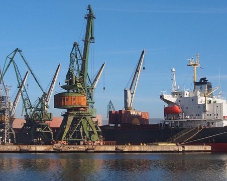 Откриха мъртъв египетски моряк на пристанището в Бургас