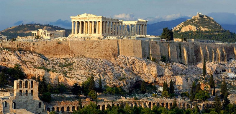 Земетресение в Атина от 3,8 по Рихтер