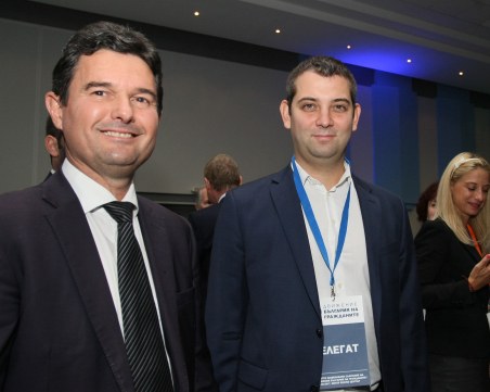 ДБГ се разцепи заради подкрепата си за Мая Манолова