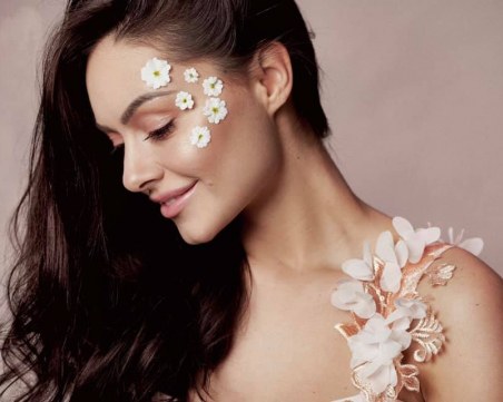 Моделът Радост Тодорова с жест към онкоболните