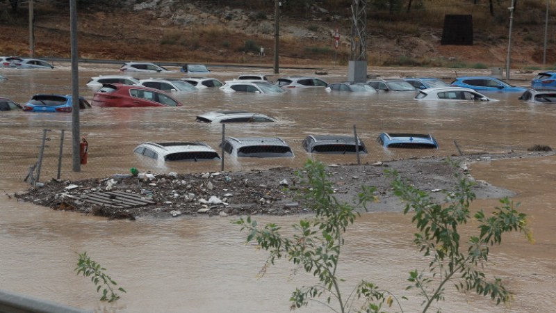 Наводненията в Испания взеха 4 жертви