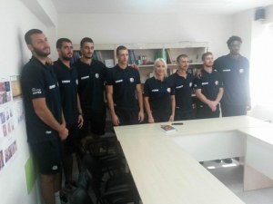Баскетболистите на Академик Бултекс 99 ще чистят детска площадка