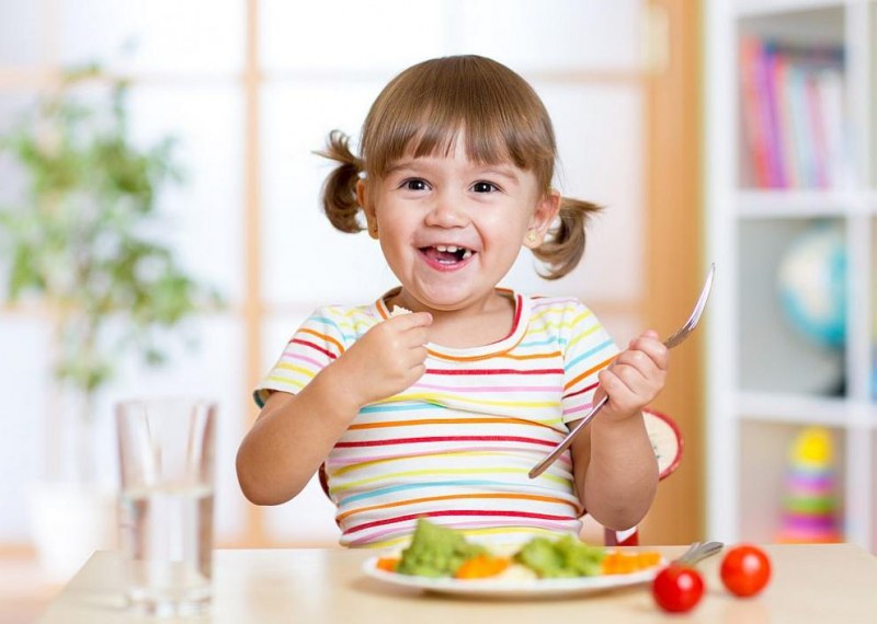 4 заблуди за детското хранене