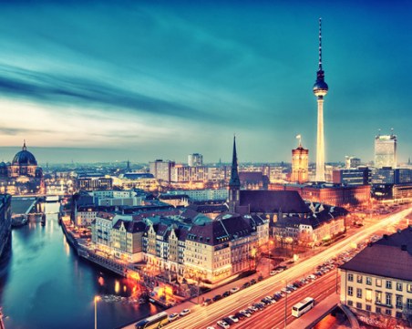 Готвят революция в Берлин - забраняват автомобили на бензин и дизел