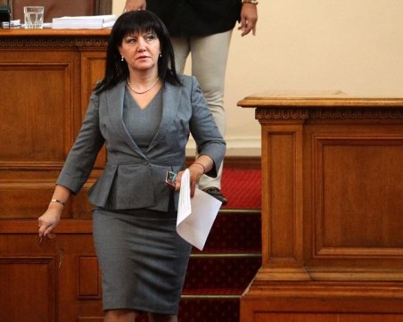 Катастрофа с кортежа на Цвета Караянчева край Хитрино, има пострадали