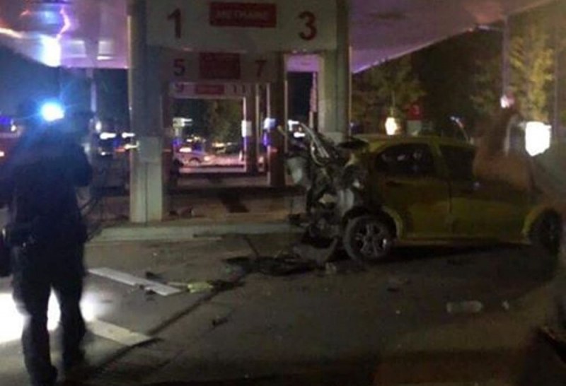 Таксиметрова кола се е взривила при зареждането с метан в Добрич