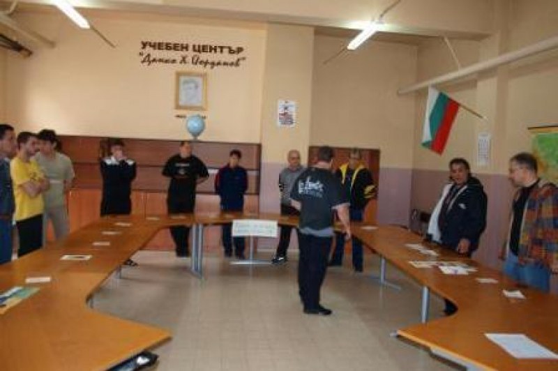 191 първолаци в софийския затвор, 60 жени с присъди сядат зад чиновете в Сливен