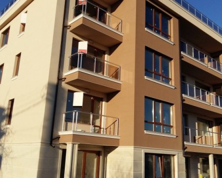 Двама общински шефове взимат ведомствени жилища на безценица в Пловдив