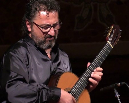 Китаристът-виртуоз Аниело Дезидерио открива Plovdiv GuitArt Festival