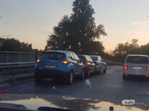 Верижна катастрофа в Пловдив! Три коли се нанизаха в пиков час