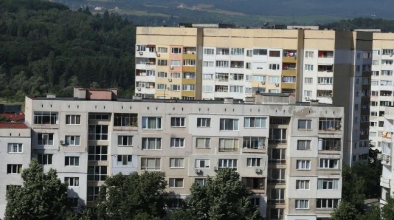 28-годишна жена падна от 6-я етаж в Шумен
