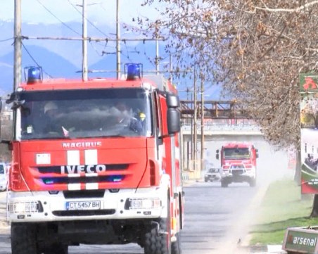 Пожар избухна във Велико Търново