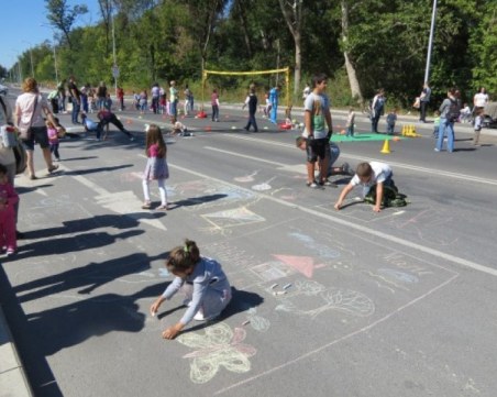 Затварят възлов булевард в Пловдив, ще се превърне в място за спорт, танци и забавления