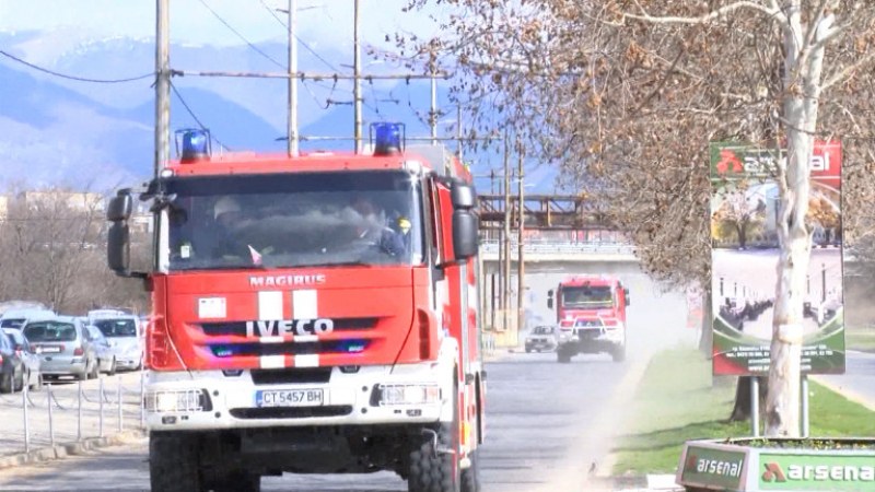 Пожар избухна във Велико Търново
