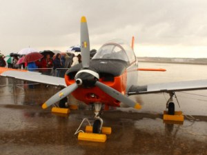 Военен самолет се разби в морето, двама загинаха
