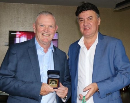 Шефът на английския футбол отговори на Боби Михайлов за расизма