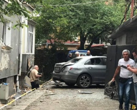 Взривиха кола на съдебен изпълнител в Стара Загора