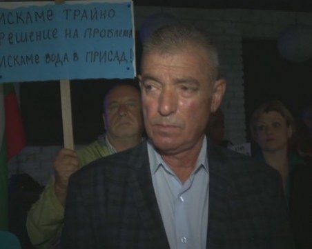 Черноморец се вдигна на протест заради терени на военното министерство