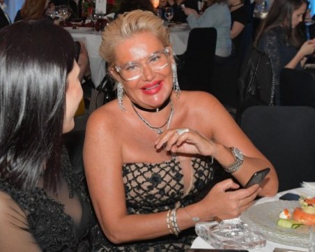 Прокуратурата иска Арабаджиева в ареста, от екипа й твърдят , че животът й е в опасност