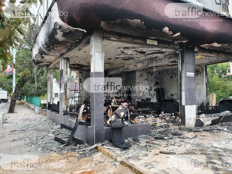 Свидетели на огнения ад в Кършияка: Съседи спасяваха колите си, пожарът щеше да ги погълне!