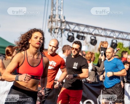 Профита и любители мерят сили на международен турнир по крос фит в Пловдив