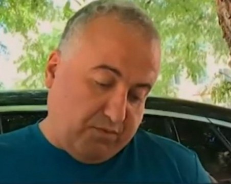 Кардиологът от Пазарджик, закован със скрита камера, взимал 57 бона заплата