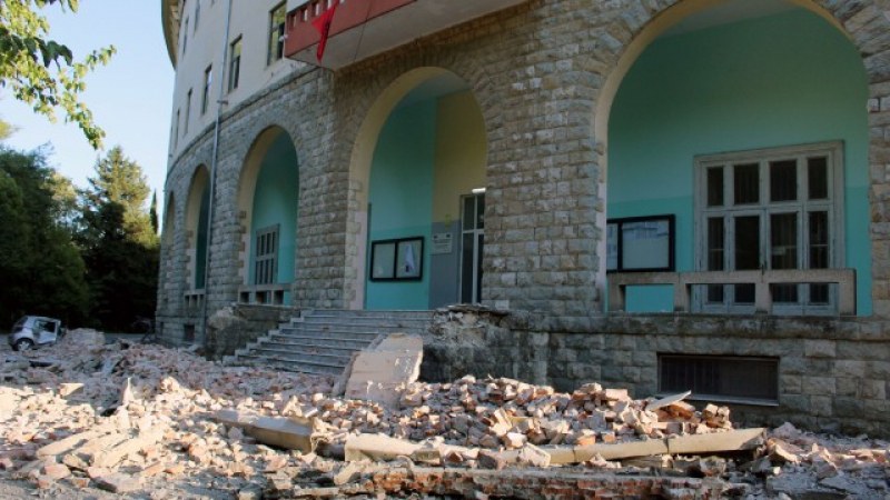 Шест кризисни центъра са оказали помощ на 100 души в Тирана