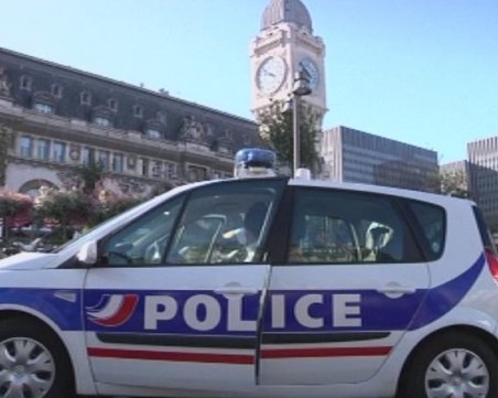 Съдят пет жени за заговор да взривят кола пред Нотр Дам