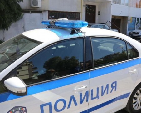 Двама асеновградчани задигнаха над 200 лв. от кафеавтомати