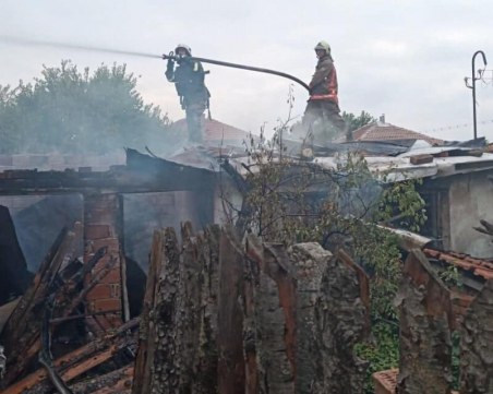 Психичноболен изчезна след пожар в асеновградско село