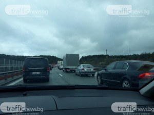 Ограничават движението по АМ
