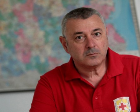 Емил Нешев от ПСС: Тежка бюрокрация оставя България без хеликоптерна медицина