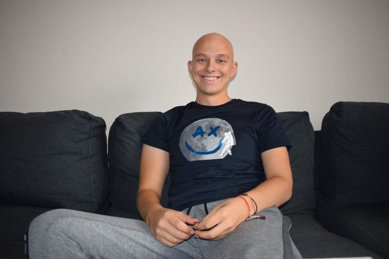 Борба за живот: Георги мечтае да победи рака и да стане IT специалист