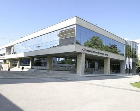 Пилотно в Пловдив: 450 деца учат как да се пазят на пътя с образователен концерт