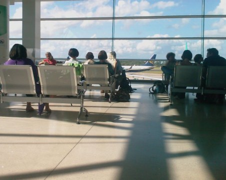 Блокирани туристи! Хиляди клиенти на 