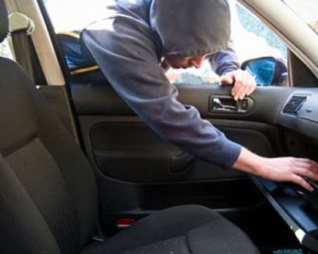 22-годишен с поредна кражба в Пловдив! Този път отмъкнал 4000 евро