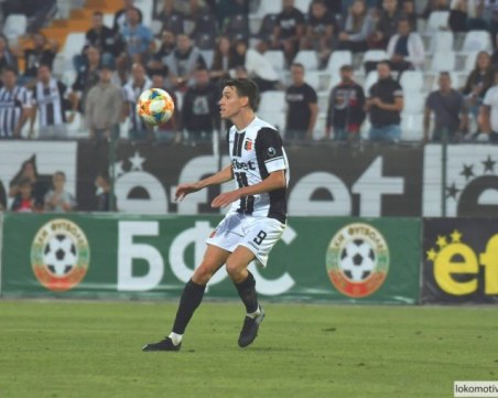 Карагарен: Огромна чест е да играя за България