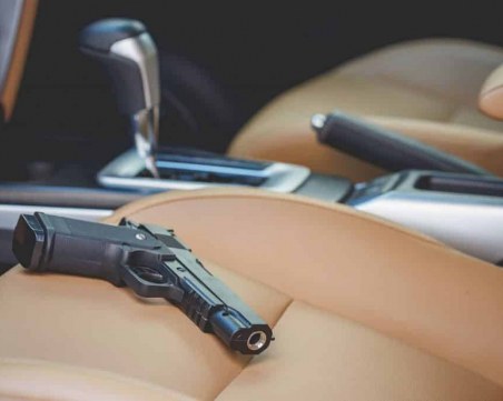 Стрелба на път край Пловдив! Арестуваха двама