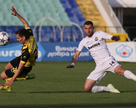 Ботев с тежък жребий за Купата, по-лек противник за Локо
