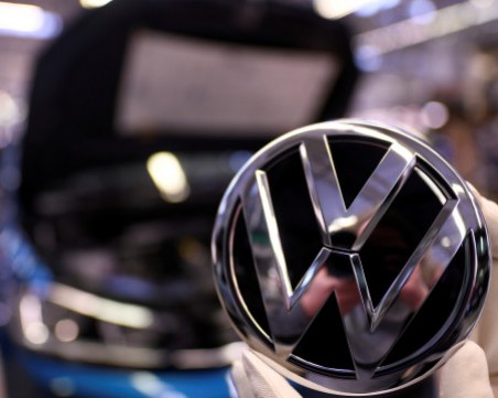 Експерт и зам.-министър: Фирма на VW в Турция не означава, че сделката е приключила
