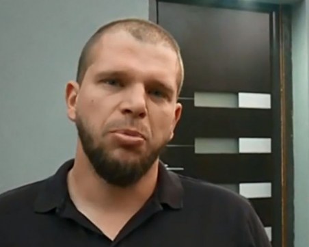 Мъж преби с лопата свой съсед след спор на детска площадка