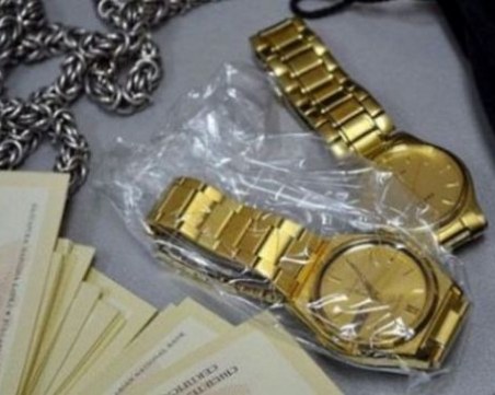 Пробутват на софиянци часовници менте за златни ролекси