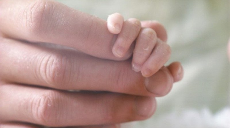 Родители обвиняват лекари за смъртта на 11-месечното им бебе